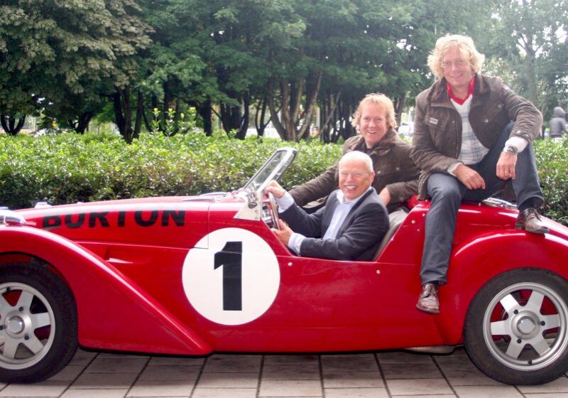 Fabrieksrondleiding Burton cars